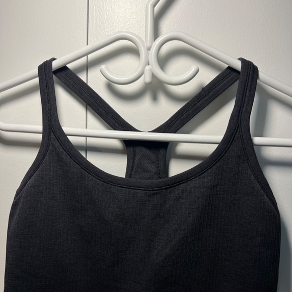 lululemon Ebb to Street Tank Top - Charcoal Grey - Size 10 - Picture 4 of 4